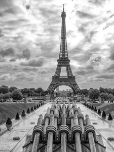 埃菲尔铁塔，巴黎。著名的塔的景色