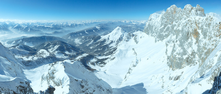 冬季顶石山山地块全景