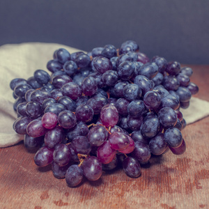 束或红葡萄