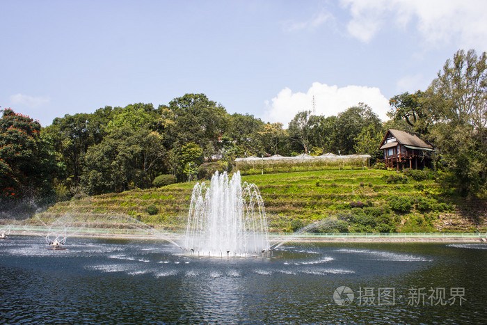 小喷泉