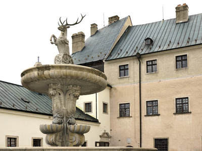 院子里的城堡切尔韦尼卡门在斯洛伐克