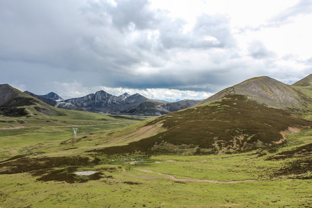 风景优美，景观与山