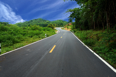 曲折的道路，向小山，