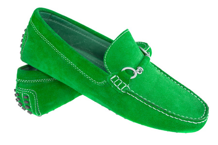 绿色麂皮鞋对绿色男鞋孤立白色照片