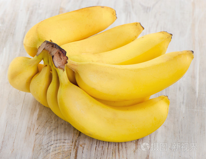 新鲜的香蕉