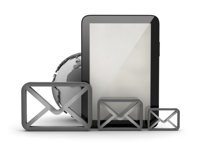 电子邮件概念   形状的信封和平板电脑