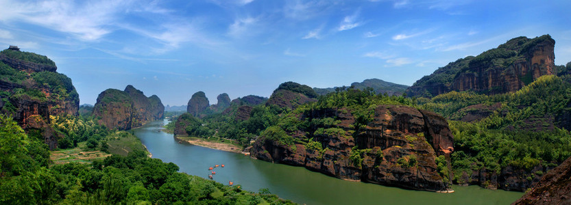 山和河在华南全景