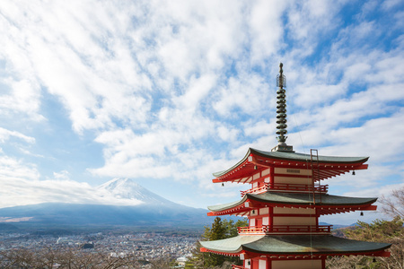 红塔与山富士日本