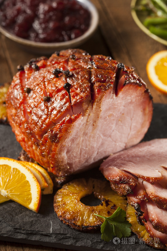 传统的切片的蜜汁火腿