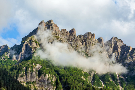 美丽的山景观白云岩 意大利