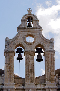东正教修道院的钟塔