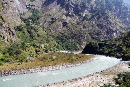 山区河流