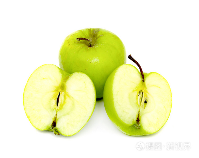 青苹果和两片与种子