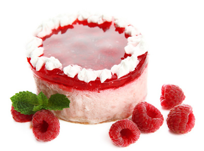 美味的草莓蛋糕上白色隔离