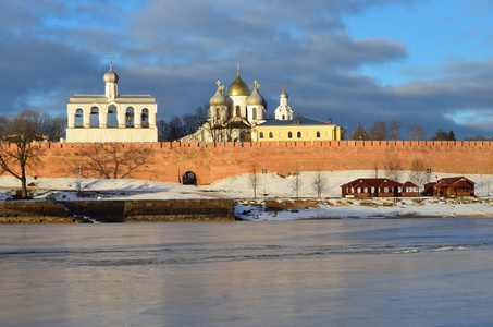 克里姆林宫在诺夫哥罗德在冬天