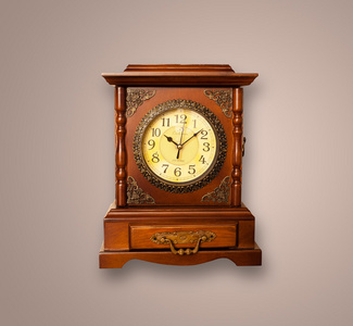 复古旧时钟与显示精度工时间图片