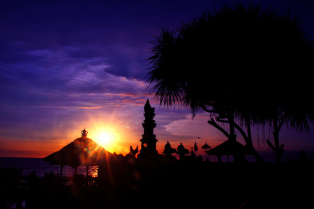 巴厘岛海滩和日落