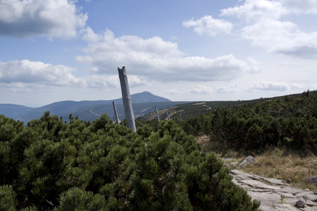 karkonosze 的山路