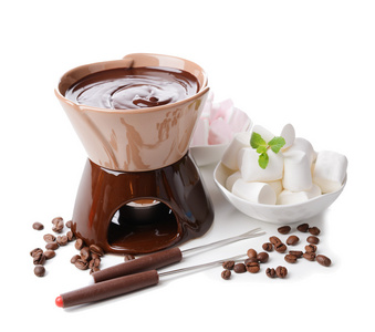 巧克力火锅用棉花糖糖果，孤立的白色衬底上