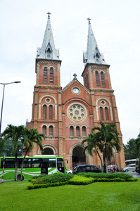 在胡志明市的西贡圣母院大教堂