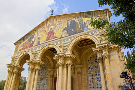 罗马天主教会的所有国家 也称为痛苦的大教堂 位于上橄榄山，旁边的客西马尼花园 耶路撒冷以色列