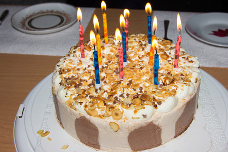 生日蛋糕。蜡烛