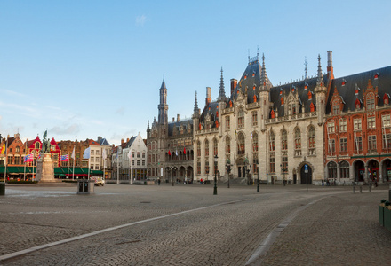 Marktplatz mit Rathaus, Brgge