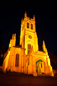 西姆拉教会在晚上