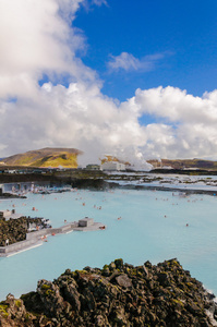 蓝色泻湖   著名的冰岛温泉和地热发电厂