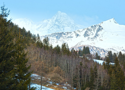 冬季山景奥地利。