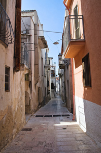 小巷。ischitella。普利亚大区。意大利