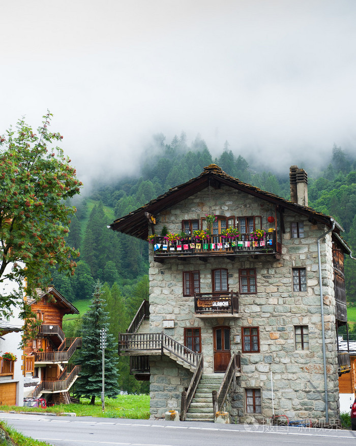 瑞士乡村建筑图片