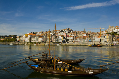 波尔图与旧 rabelo 河岸的船只，波尔图葡萄牙
