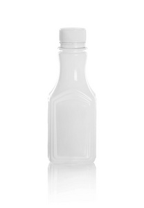 白色塑料瓶饮用水产品图片