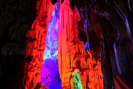芦苇长笛洞穴在桂林 广西省 中国