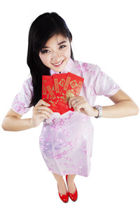 一个女孩用红包礼物图片