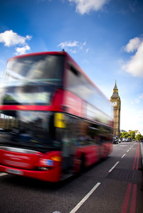伦敦的公共汽车和大笨钟图片