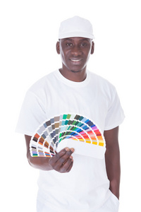 非洲画家与颜色色板