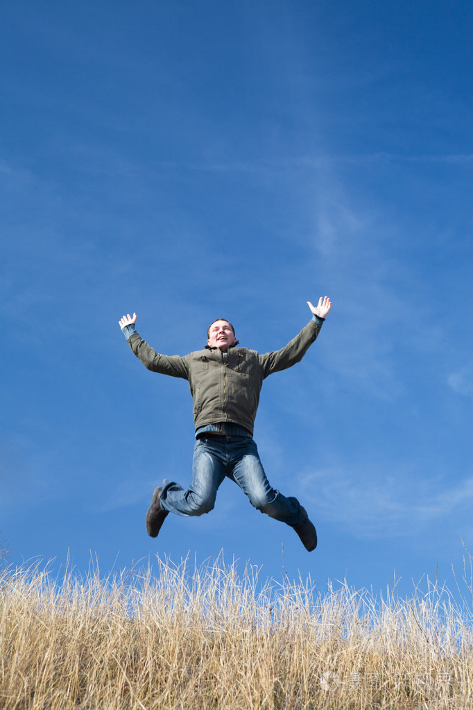 飞越过旷野的男人