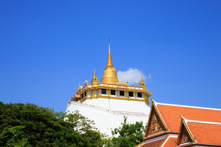 黄金山，在曼谷的扫管笏金山寺古塔