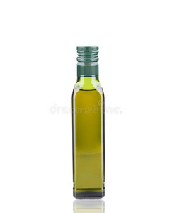 一瓶橄榄油。