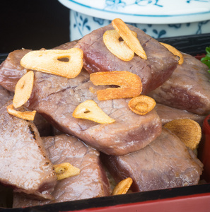 日本料理。牛肉多维数据集的背景