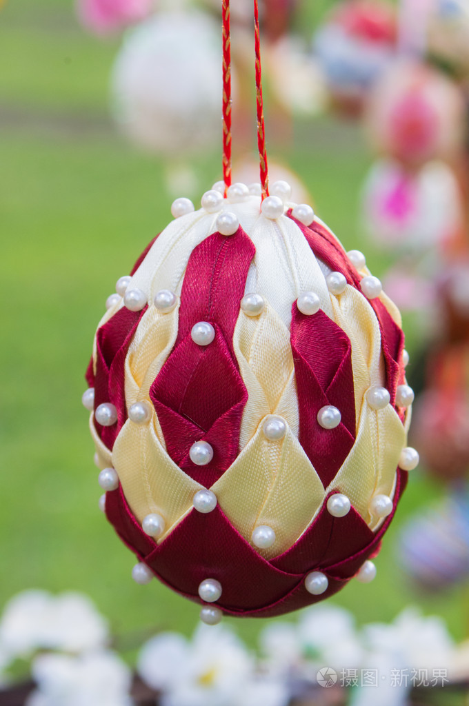 装饰复活节彩蛋