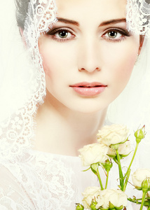 美丽的新娘的画像。婚纱礼服。婚礼装饰