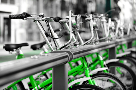 租一辆绿色的自行车