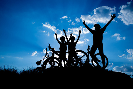 幸福的家庭与自行车