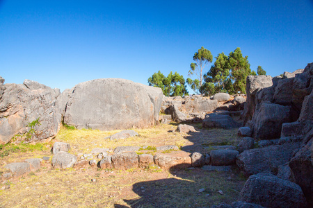 考古公园的 saqsaywaman