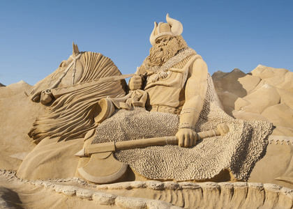 大型沙雕的北欧维京人图片