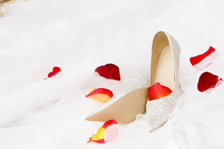 婚礼鞋和玫瑰 petails