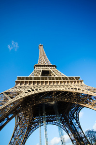 在巴黎的埃菲尔铁塔